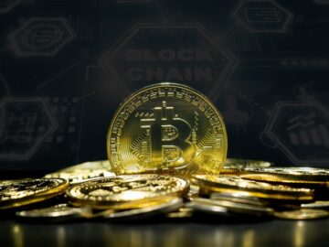 Record $19 Billion Crypto Liquidation Sparks Investor Hedging Amid Bitcoin’s $121K Surge: