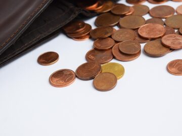 Experts Warn: Rising Interest Rates Could Impact Your Loan Choices in 2023