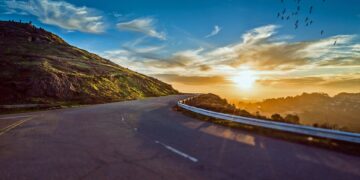 Explore America’s Hidden Gems: Top 10 Travel Destinations for Fall 2023